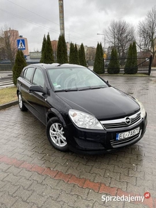 Opel Astra H 1.6 EcoTec 115 KM benzyna + gaz