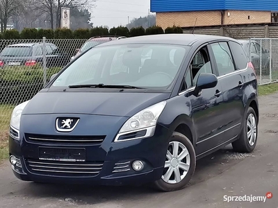 PEUGEOT 5008 1.6 HDI