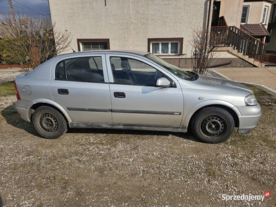 Samochód opel Astra lpg