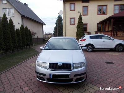 SKODA FABIA 1,2 benz. 2005 r. 5 drzwi KLIMATYZACJA zarejest.