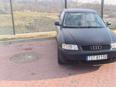 Sprzedam audi a3 8l bezyna LPG