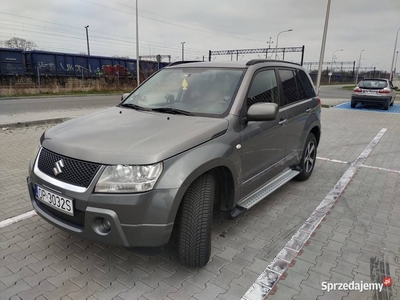 Sprzedam Suzuki Grand Vitara 2.0 automat bezwypadkowy