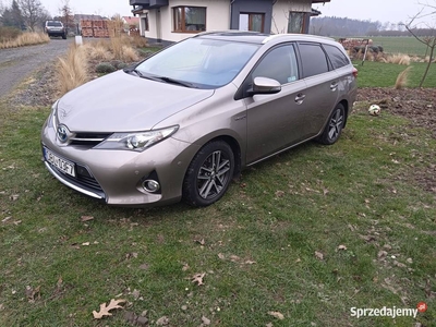 Toyota Auris najbogatsza wersja PRESTIGE , HYBRYDA 136 KM