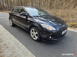 Kia proceed 1.6 126KM niski przebieg. Serwis!!!