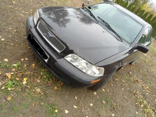 volvo v40 s40 ,1,9td na czesci