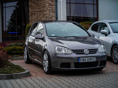 Volkswagen golf 5 197 HP