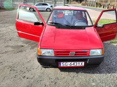 Fiat Uno 899