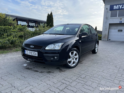 Ford Focus mk2 1.6 - podgrzewana szyba - klimatyzacja