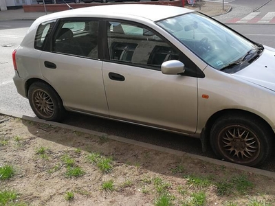 Honda Civic 1,7 diesel 5 drzwi 2002r. 4,5l/100km