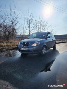 Lancia Ypsilon