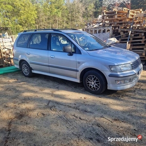 Mitsubishi space wagon