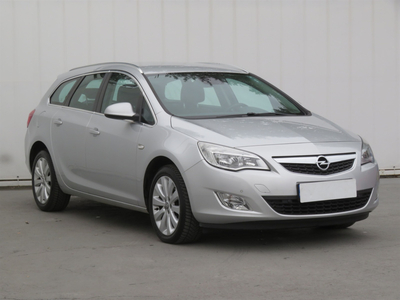 Opel Astra 2014 1.6 CDTI 261963km Kombi