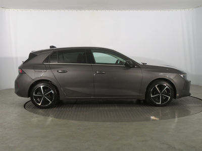 Opel Astra 2023 1.2 Turbo 31739km Hatchback