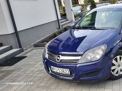 Opel Astra H 1.6 LPG 2011r