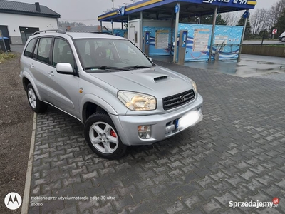 Toyota RAV4. 4x4