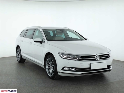 Volkswagen Passat 1.8 177 KM 2016r. (Piaseczno)