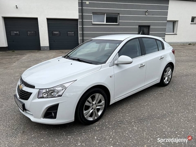 Chevrolet Cruze 1.4 BENZYNA Klimatronik Nawigacja Tempomat KeylessGO HAK