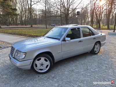 Mercedes E220 automat bez rdzy