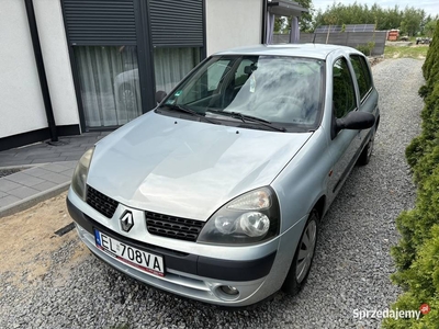 Renault Clio 1.2 16V 2002r.