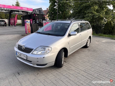 Toyota Corolla 1.6 vvti kombi hak 1 właściciel