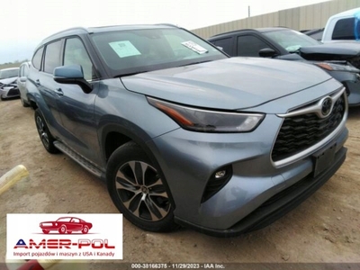 Toyota Highlander III 2022