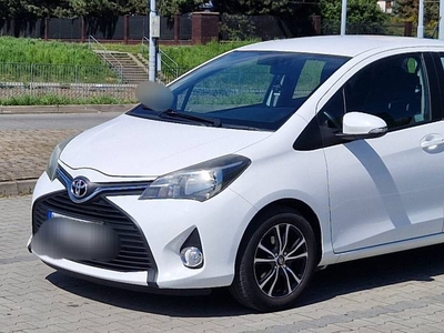 Toyota YARIS III generacji po liftingu 2015 1.4 90 km ASO 6skrzynia