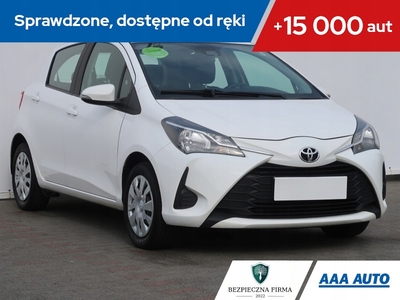 Toyota Yaris III Hatchback 5d Facelifting 2017 1.5 Dual VVT-iE 111KM 2018