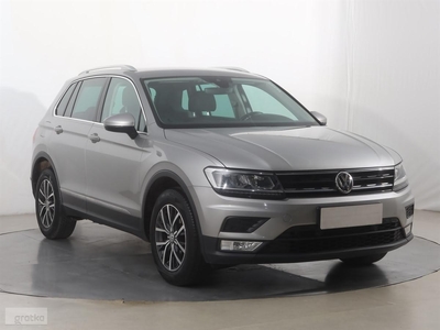 Volkswagen Tiguan , Salon Polska, Serwis ASO, DSG, Navi, Klimatronic, Tempomat,