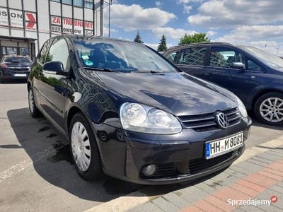 Vw golf 5 1.6 fsi 2006r