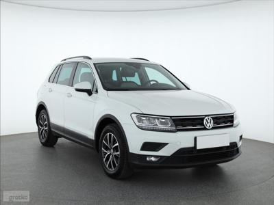 Volkswagen Tiguan , Salon Polska, Serwis ASO, Klimatronic, Tempomat, Parktronic