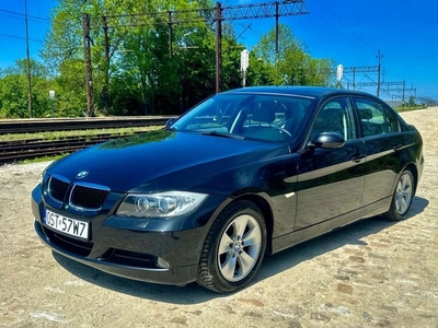 BMW Seria 3 E90-91-92-93 Limuzyna E90 320i 150KM 2006