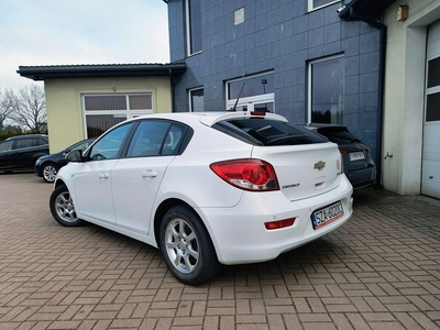 Chevrolet Cruze Hatchback 5d 2.0 VCDI 16V DOHC 163KM 2012