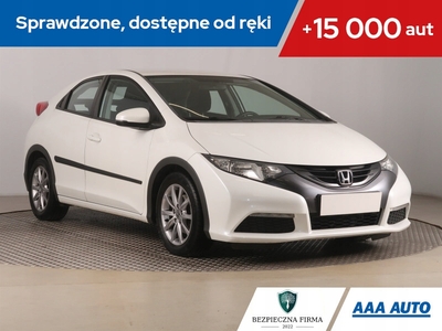 Honda Civic IX Hatchback 5d 1.4 i-VTEC 100KM 2013