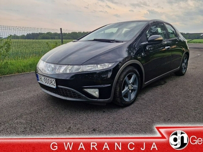 Honda Civic VIII Hatchback 3d 1.8 i-VTEC 140KM 2007