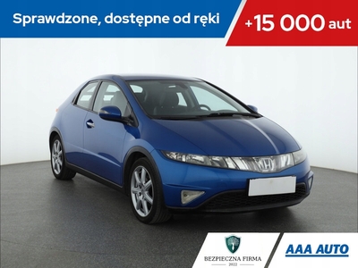 Honda Civic VIII Hatchback 3d 2.2 i-CTDi 140KM 2008