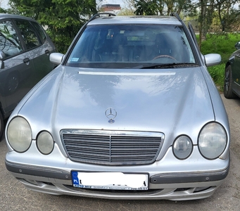 Mercedes-Benz Klasa E W210 używany