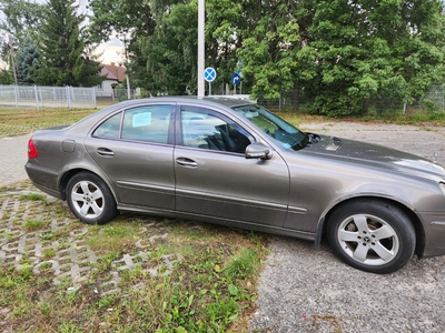 Mercedes-Benz Klasa E W211 Sprzedam Mercedesa w 211