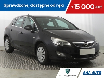 Opel Astra J Hatchback 5d 1.4 Turbo ECOTEC 140KM 2012