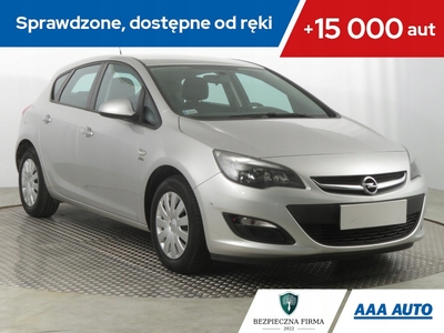 Opel Astra J Hatchback 5d Facelifting 1.6 Twinport ECOTEC 115KM 2014