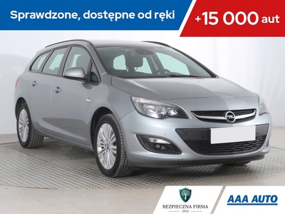 Opel Astra J Sports Tourer Facelifting 1.6 CDTI ecoFLEX 110KM 2015