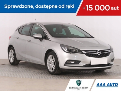 Opel Astra K Hatchback 5d 1.4 Turbo 150KM 2015