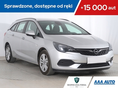 Opel Astra K Sportstourer Facelifting 1.5 Diesel 122KM 2020