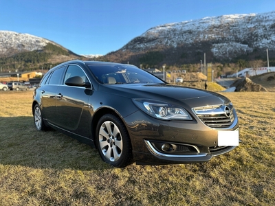 Opel Insignia I Sports Tourer Facelifting 2.0 CDTI ECOTEC 130KM 2014