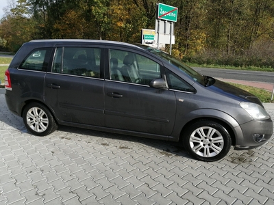 Opel Zafira B 1.8 benzyna, 7 miejsc