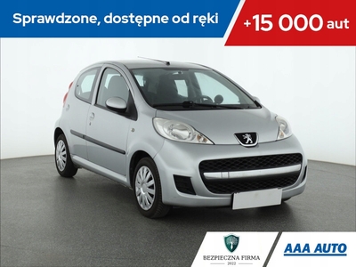 Peugeot 107 Hatchback 5d 1.0 12V 68KM 2010