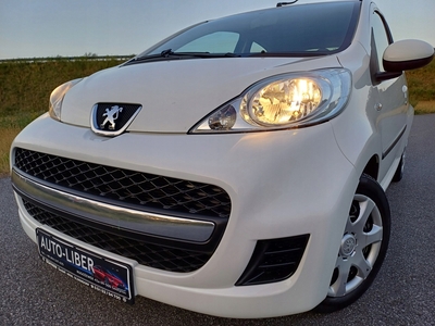 Peugeot 107 Hatchback 5d 1.0 12V 68KM 2011