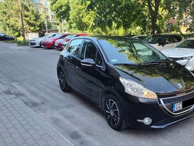 Peugeot 208 I Hatchback 3d 1.2 VTI 82KM 2013