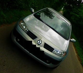 Renault Megane II Hatchback 1.9 dCi 120KM 2004