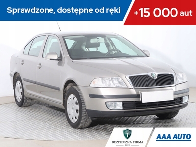 Skoda Octavia II Hatchback 1.6 MPI 102KM 2008