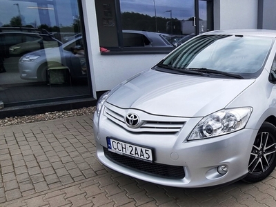 Toyota Auris I Hatchback 5d Facelifting 1.4 D-4D 90KM 2012